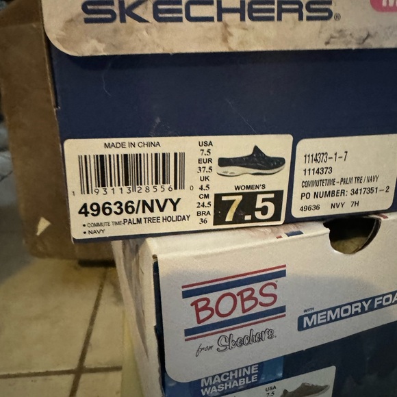 Sketchers Commute Time Mules - Picture 8 of 8